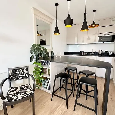 Luxury T2 De Standing - Vue 180 Apartman