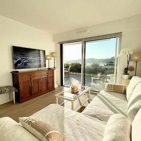 Luxury T2 De Standing - Vue 180 Apartman Guidel