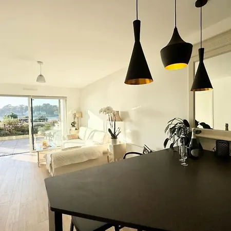 Luxury T2 De Standing - Vue 180 Apartman *
